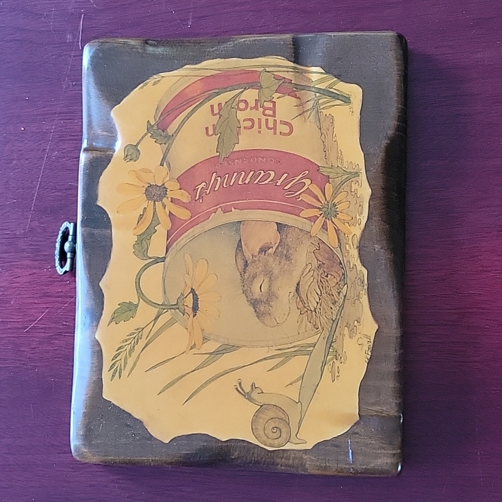 VINTAGE Folk Art Laquered Wood Plaque with Mouse in Soup Can Applique